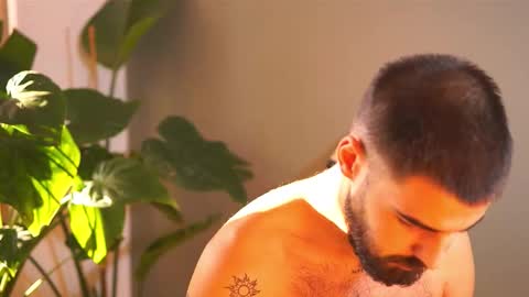 Snapshot of hairyrobxxx chatting on 09-19-25, 02:07 HairyRobXxX online show from 09-19-25, 02:07