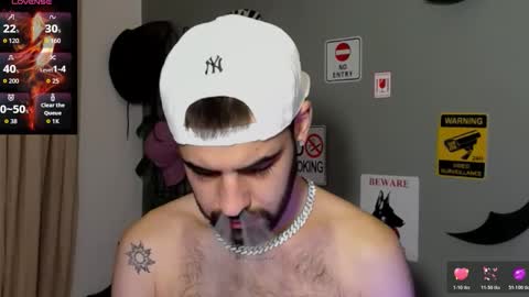 Snapshot of hairyrobxxx chatting on 01-12-26, 06:02 HairyRobXxX online show from 01-12-26, 06:02