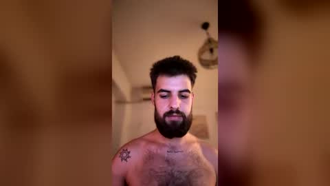 Snapshot of hairyrobxxx chatting on 06-29-26, 11:05 HairyRobXxX online show from 06-29-26, 11:05