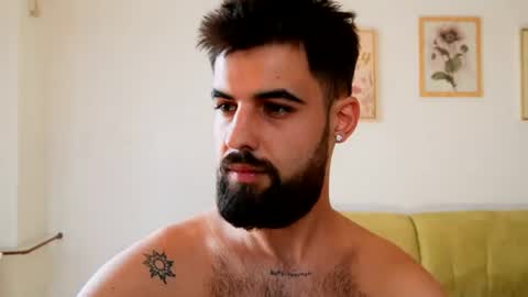 Snapshot of hairyrobxxx chatting on 07-27-26, 02:57 HairyRobXxX online show from 07-27-26, 02:57
