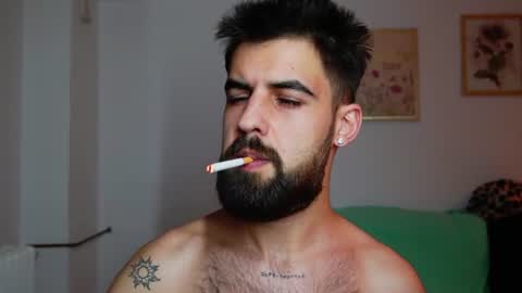 Snapshot of hairyrobxxx chatting on 07-28-26, 09:25 HairyRobXxX online show from 07-28-26, 09:25