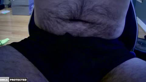 Snapshot of hairyuncut1705 chatting on 03-28-26, 01:00 hairyuncut1705 online show from 03-28-26, 01:00