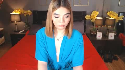 YOUR SIDECHIC HAILEY online show from 01-25-25, 10:18