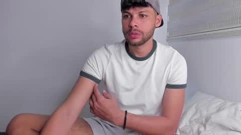 Independent       model  online show from 02-13-26, 09:44