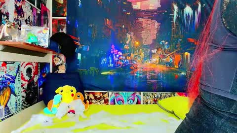 Haku Please help me with your thumbs up its important  online show from 10-31-25, 02:29