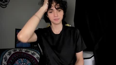 Snapshot of halan_jr chatting on 05-03-26, 10:38 halan online show from 05-03-26, 10:38