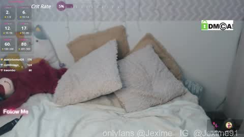 Snapshot of hallestrawberry69 chatting on 03-11-25, 04:43 HALLE online show from 03-11-25, 04:43