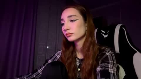 Holly online show from 11-23-25, 07:46