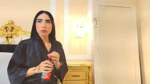 Hallie Stone online show from 03-19-26, 12:09