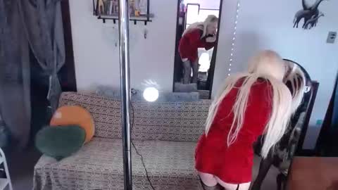 halovalentine online show from 02-22-26, 04:16