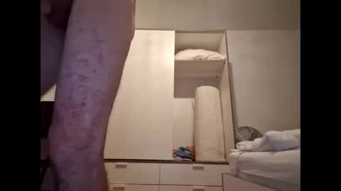 hamburgcock86 online show from 09-30-25, 02:38