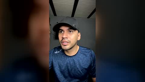 hamiltong12 online show from 12-20-25, 04:41