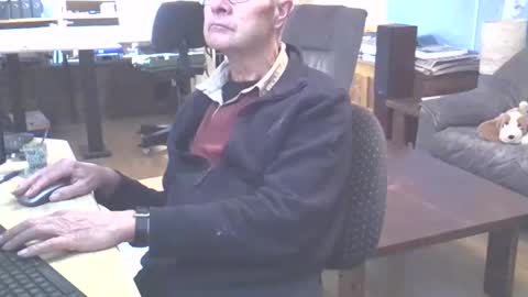 Snapshot of hamto65 chatting on 12-02-24, 09:28 Prefer men 80 online show from 12-02-24, 09:28