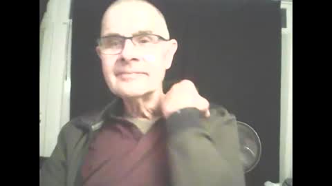 Snapshot of hamto65 chatting on 01-11-25, 10:40 Prefer men 80 online show from 01-11-25, 10:40