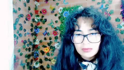 HANMy Dears make sure to follow me here create a FREE account if you dont have one and chat thank you. online show from 01-11-25, 08:54