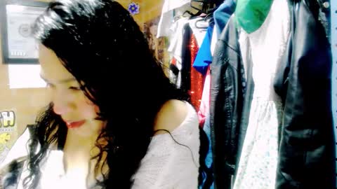 HANMy Dears make sure to follow me here create a FREE account if you dont have one and chat thank you. online show from 10-27-25, 03:43