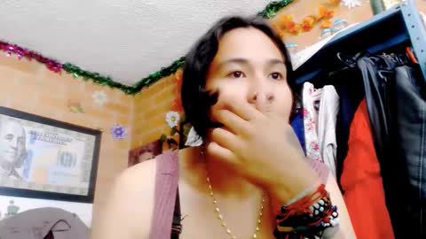 HANMy Dears make sure to follow me here create a FREE account if you dont have one and chat thank you. online show from 11-21-25, 05:00