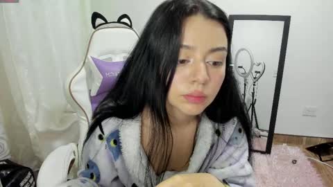 Snapshot of hana_garcia chatting on 05-15-26, 11:45 Hana Garcia online show from 05-15-26, 11:45