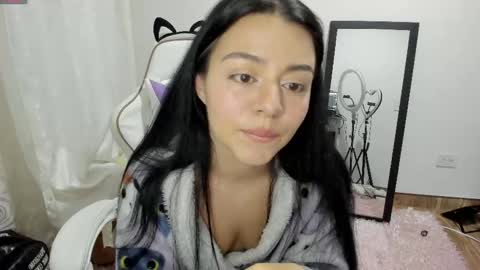 Snapshot of hana_garcia chatting on 05-15-26, 11:56 Hana Garcia online show from 05-15-26, 11:56