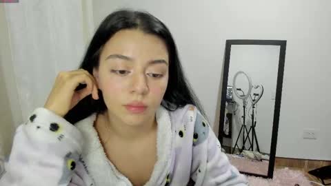 Snapshot of hana_garcia chatting on 05-16-26, 12:51 Hana Garcia online show from 05-16-26, 12:51
