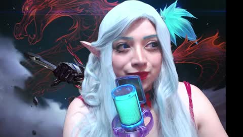 Snapshot of hana_hyuga1 chatting on 12-31-24, 01:04 Hana Hyuga . Please help me reach 200 thumbs up online show from 12-31-24, 01:04