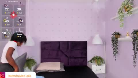 Snapshot of hanaahquinn chatting on 10-13-25, 11:43 hanaahquinn online show from 10-13-25, 11:43
