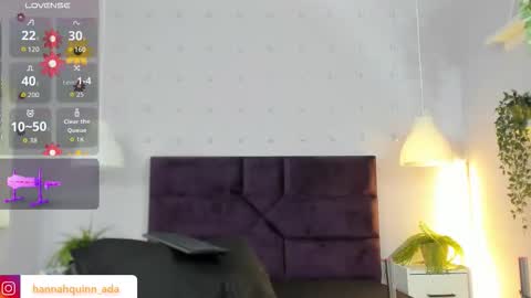 Snapshot of hanaahquinn chatting on 10-21-25, 11:33 hanaahquinn online show from 10-21-25, 11:33