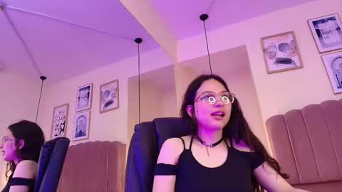 hanabie_ online show from 02-11-26, 03:22