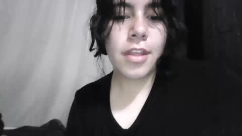 Snapshot of hanah_bakeer chatting on 04-12-26, 02:27 Hanah Montana Independent model online show from 04-12-26, 02:27
