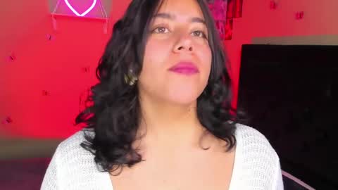 Snapshot of hanah_bakeer chatting on 05-11-26, 02:45 Hanah Montana Independent model online show from 05-11-26, 02:45