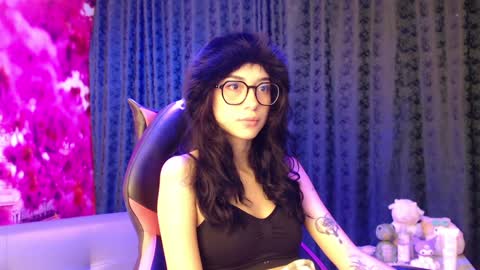 Hanaku  online show from 01-09-25, 02:07