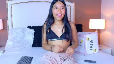 Hanna online show from 05-14-26, 02:24