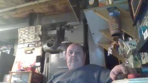 naked man online show from 03-29-26, 06:41