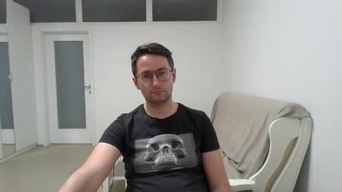 Sasha online show from 11-29-25, 04:32