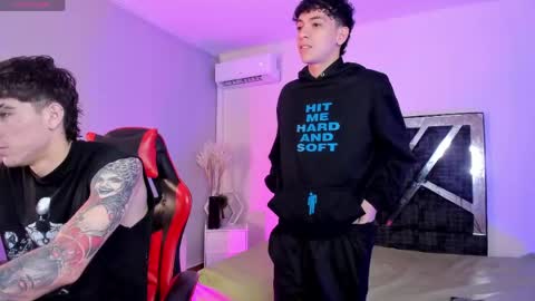 leonardfarrucknick and otis online show from 04-21-26, 02:37