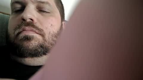 handsomedaddy198923 online show from 09-17-25, 03:14