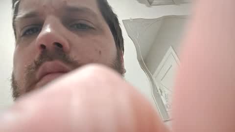 handsomedaddy198923 online show from 11-07-25, 09:09