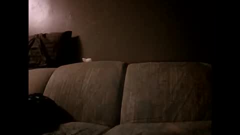Handsomedaddy198923 online show from 04-22-26, 07:00