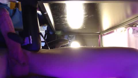 Handyman online show from 11-30-25, 02:21