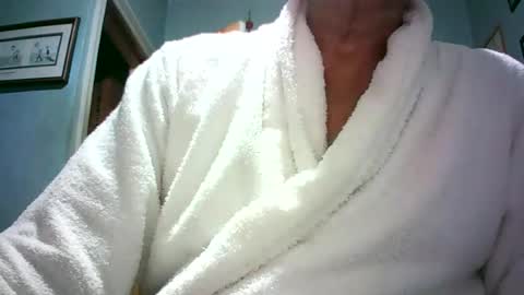 Snapshot of handymanforyou177322 chatting on 06-15-26, 09:28 handymanforyou177322 online show from 06-15-26, 09:28
