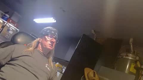 handystud33 online show from 03-15-26, 04:07