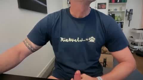 hanky online show from 05-13-26, 07:17