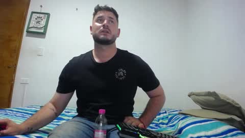 Snapshot of hankprettyboy chatting on 12-21-24, 01:47 HANK online show from 12-21-24, 01:47