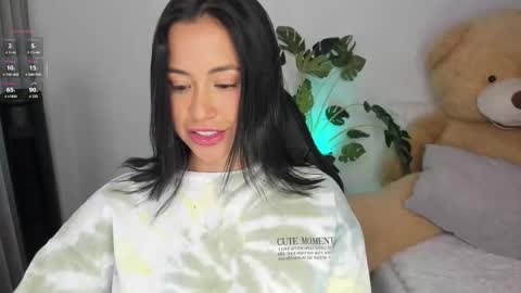 Snapshot of hanna_1sweet chatting on 02-26-26, 12:09 hanna online show from 02-26-26, 12:09