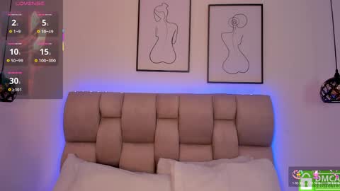 hanna__evans_ online show from 05-21-26, 11:39