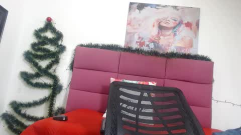 Hanna Palmer online show from 01-02-25, 07:07