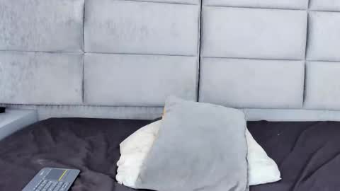 Snapshot of hanna_castro chatting on 11-22-25, 01:21 Hanna Castro online show from 11-22-25, 01:21