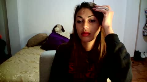 Snapshot of hanna_charming chatting on 12-03-24, 12:24 Hanna charming online show from 12-03-24, 12:24