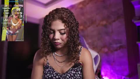 Snapshot of hanna_chris chatting on 11-08-25, 12:00 HANNA online show from 11-08-25, 12:00