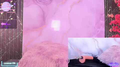 Snapshot of hanna_evanns_ chatting on 11-26-25, 08:21 Hanna online show from 11-26-25, 08:21